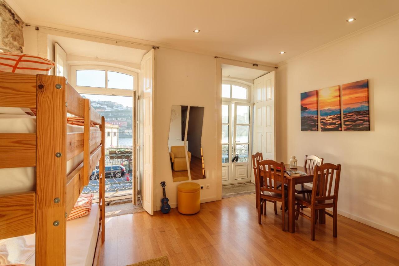 Happy Porto Hostel & Apartments エクステリア 写真